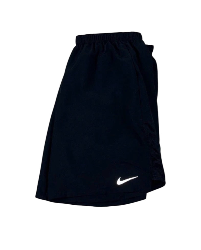 NIKE - BLACK CHALLENGER SHORTS