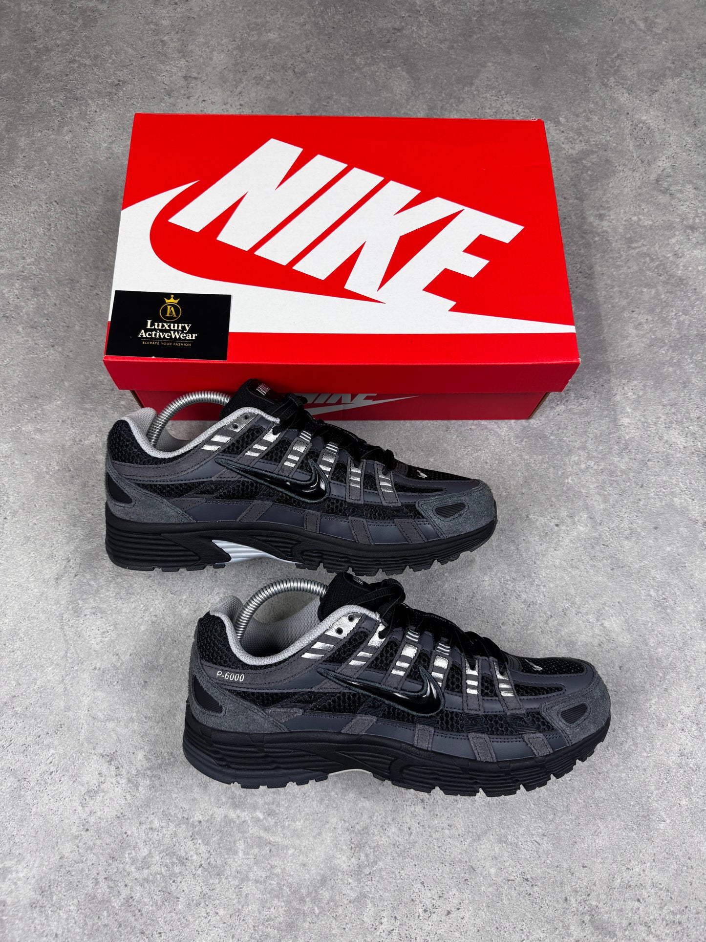 NIKE - P6000 CHROME ANTHRACITE