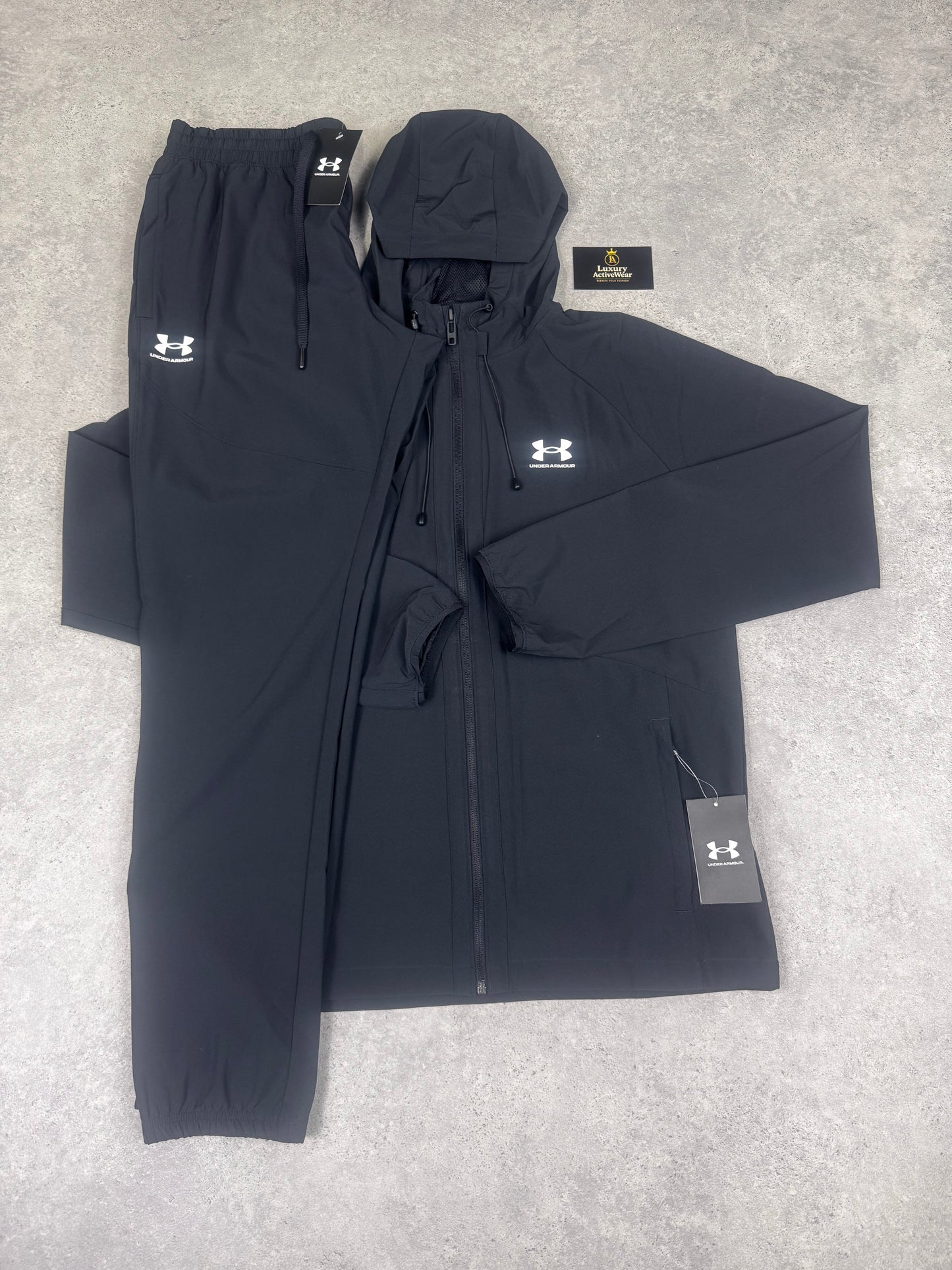 UNDER ARMOUR - WOVEN TRACKSUIT BLACK
